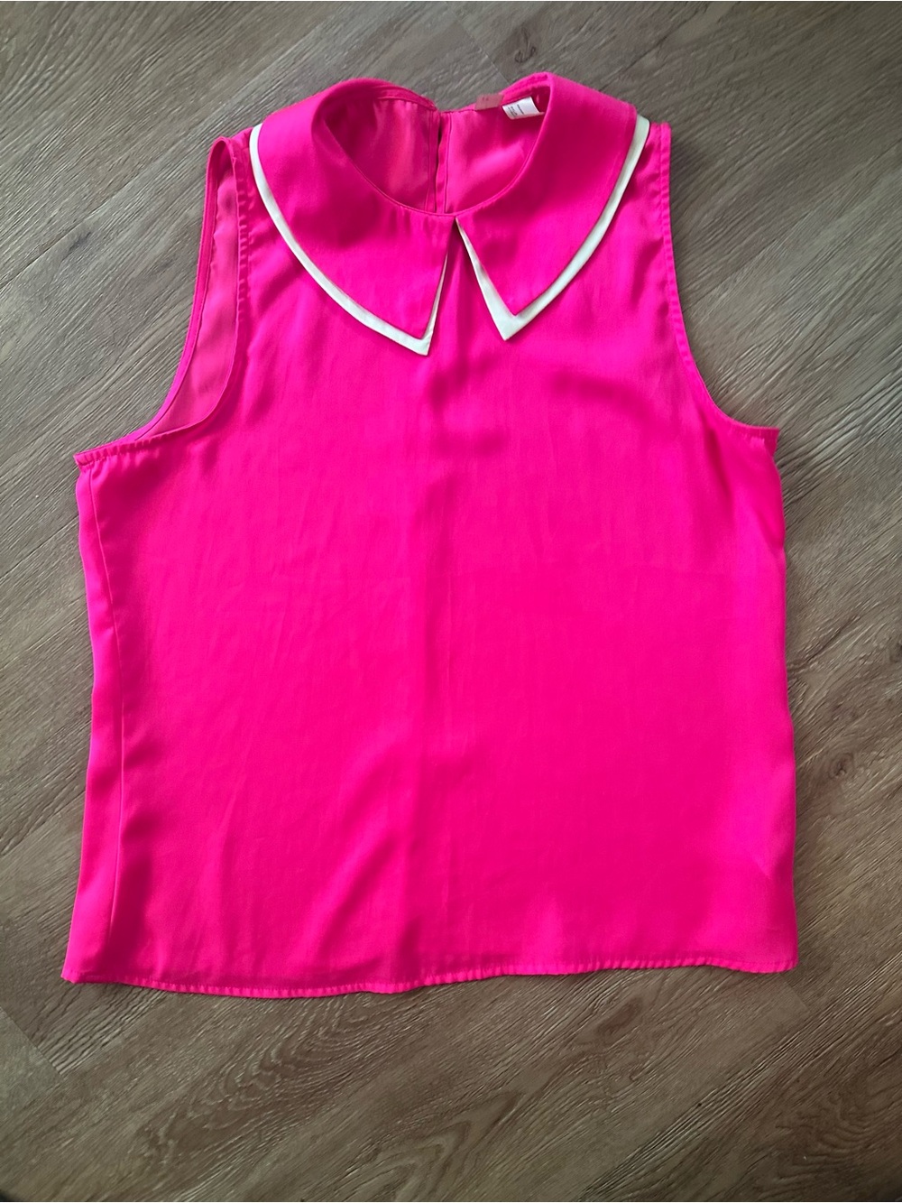 Forever 21 - Bright Pink Sleeveless Top with Contrast Collar